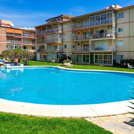 Beachfront Seaview Apartment In Los Boliches By Costarentals - Ref 141 Fuengirola Exterior foto