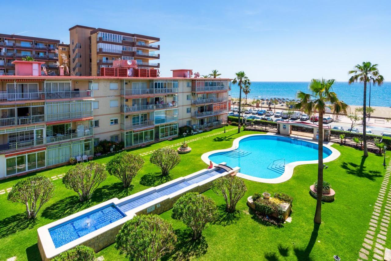 Beachfront Seaview Apartment In Los Boliches By Costarentals - Ref 141 Fuengirola Exterior foto