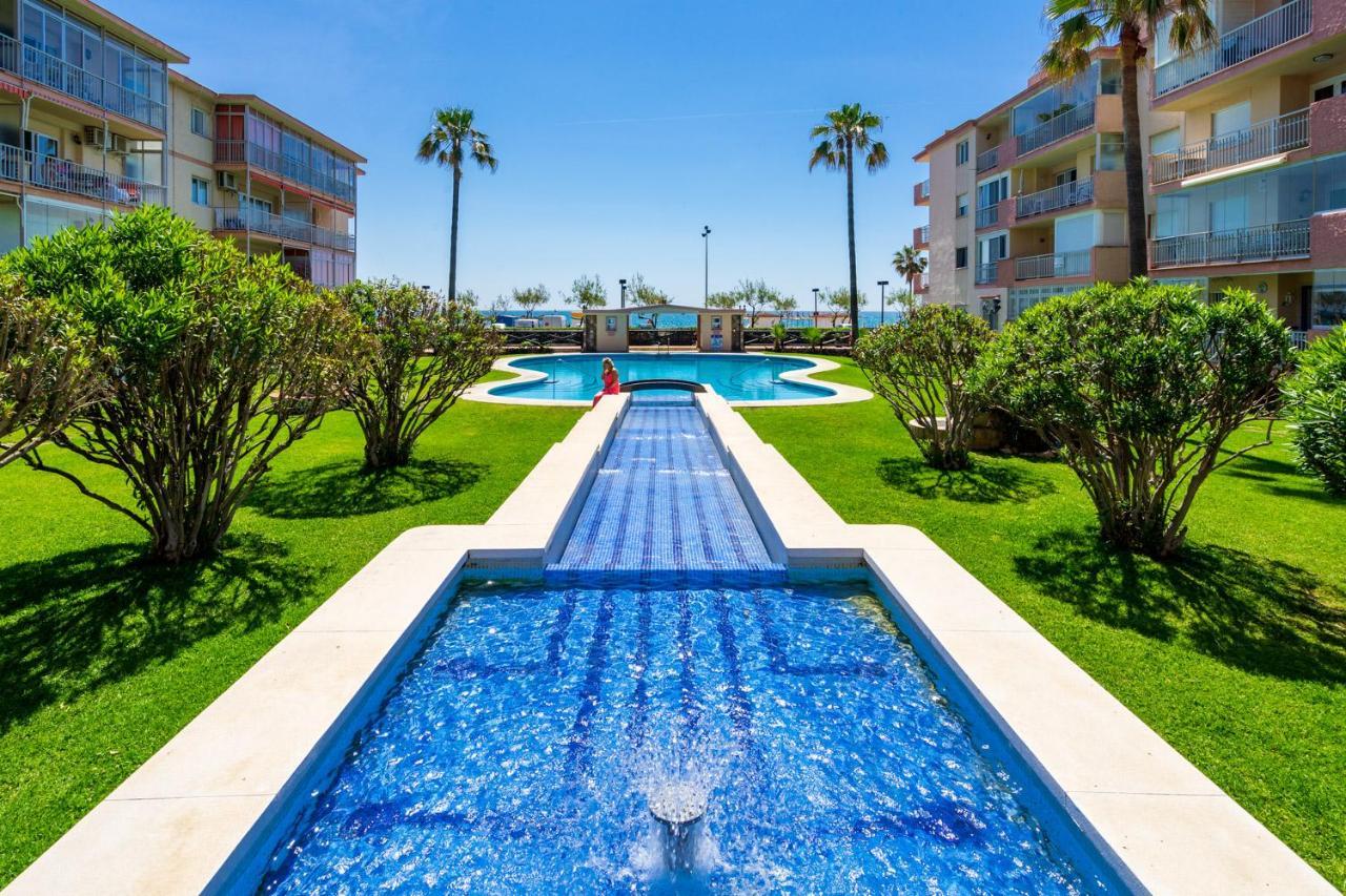 Beachfront Seaview Apartment In Los Boliches By Costarentals - Ref 141 Fuengirola Exterior foto